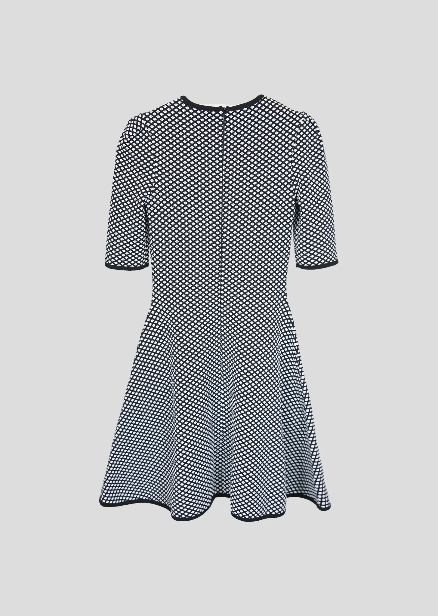 Chloe – Short Sleeve Diamond Motif Dress